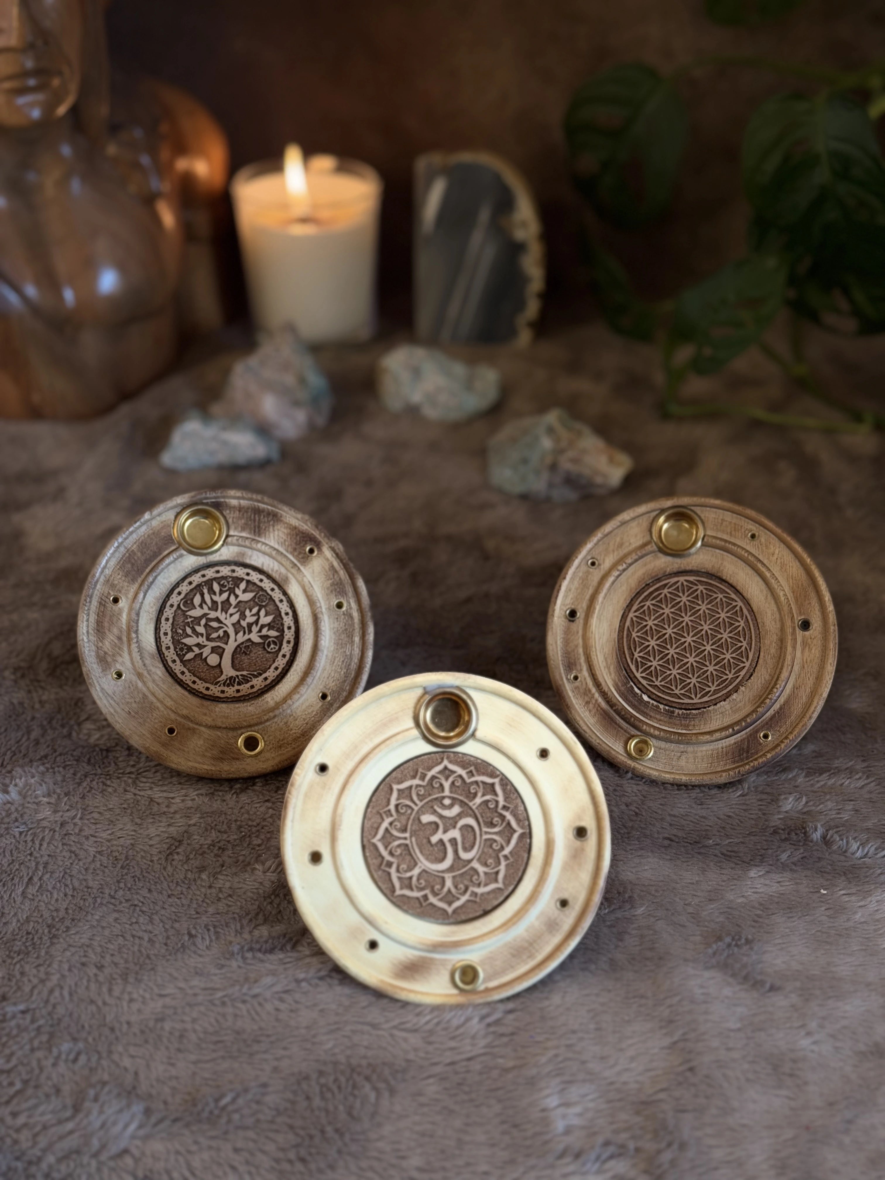 Porte encens / cônes bois - arbre/fleur/aum