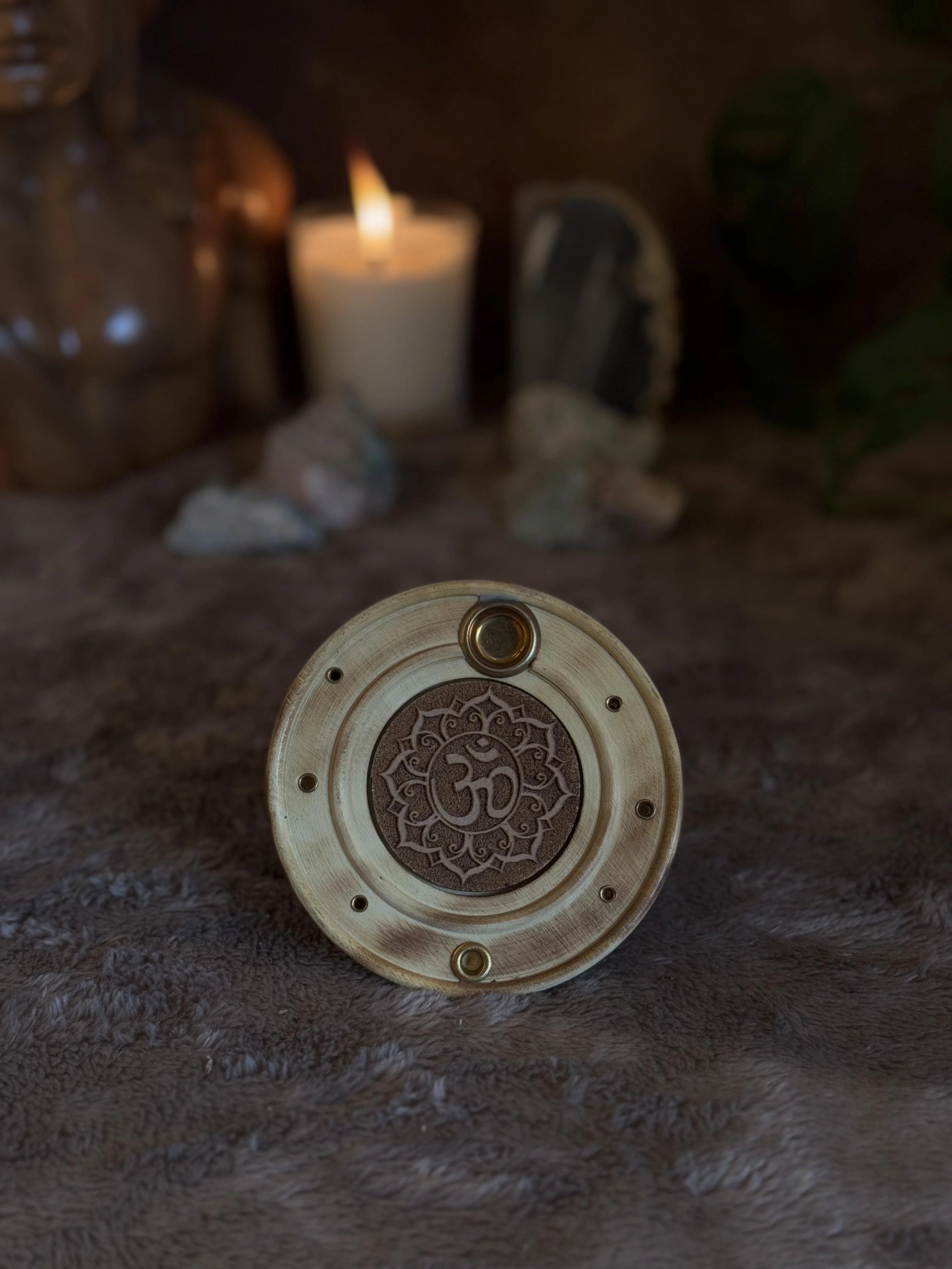 Porte encens / cônes bois - arbre/fleur/aum