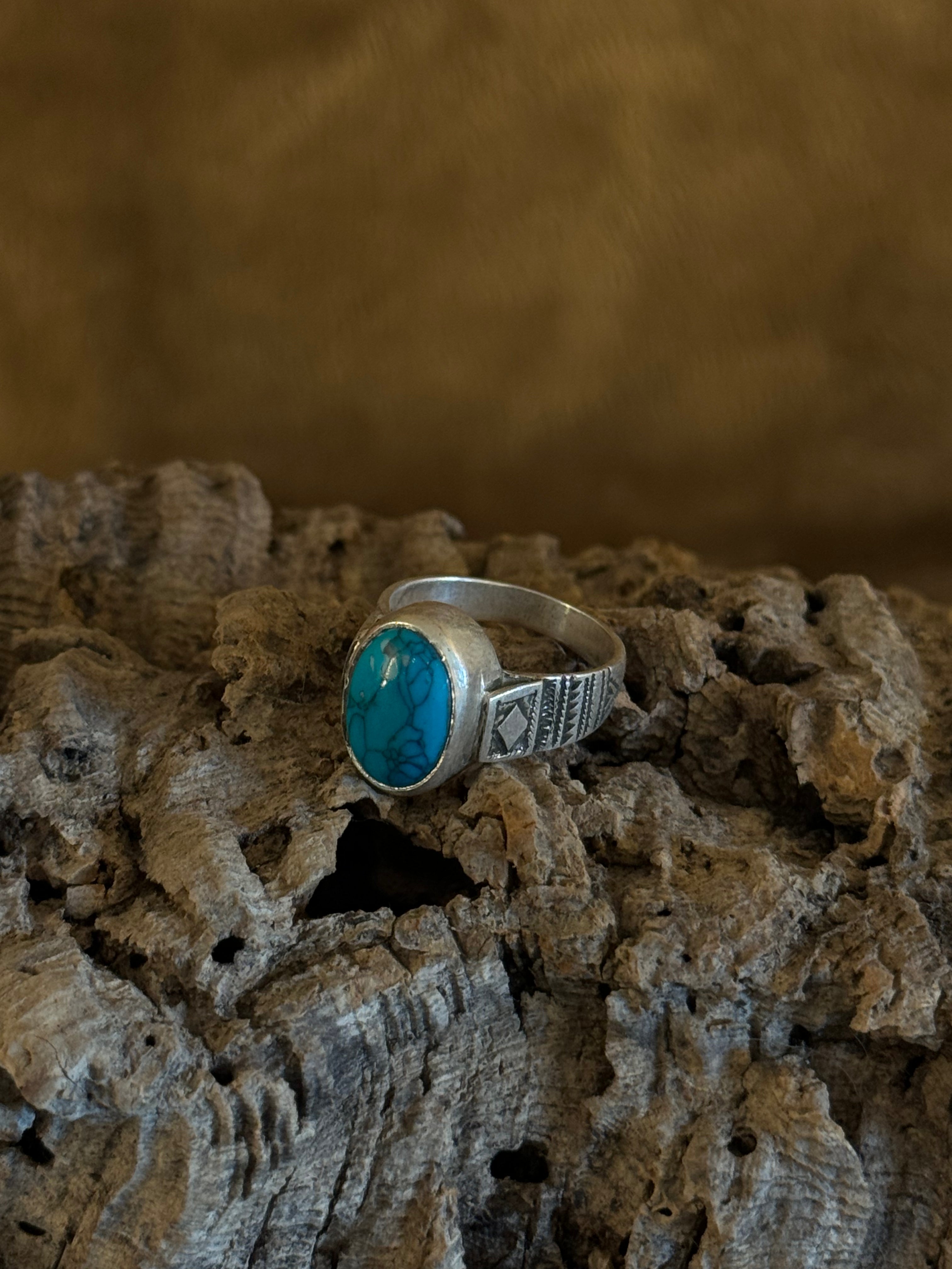 Bague en argent - Taille 58 euro.