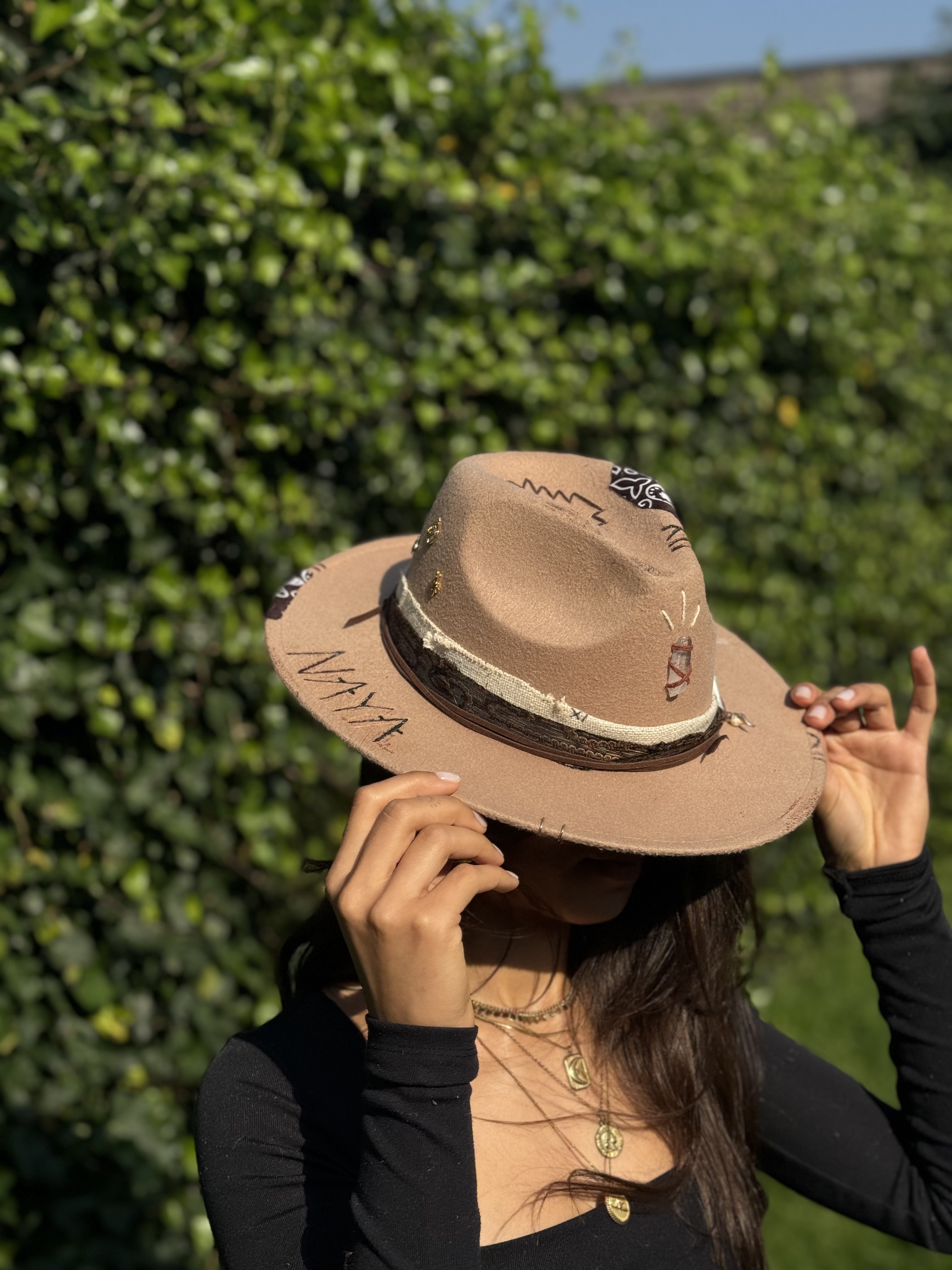 Chapeaux Custom Hateya