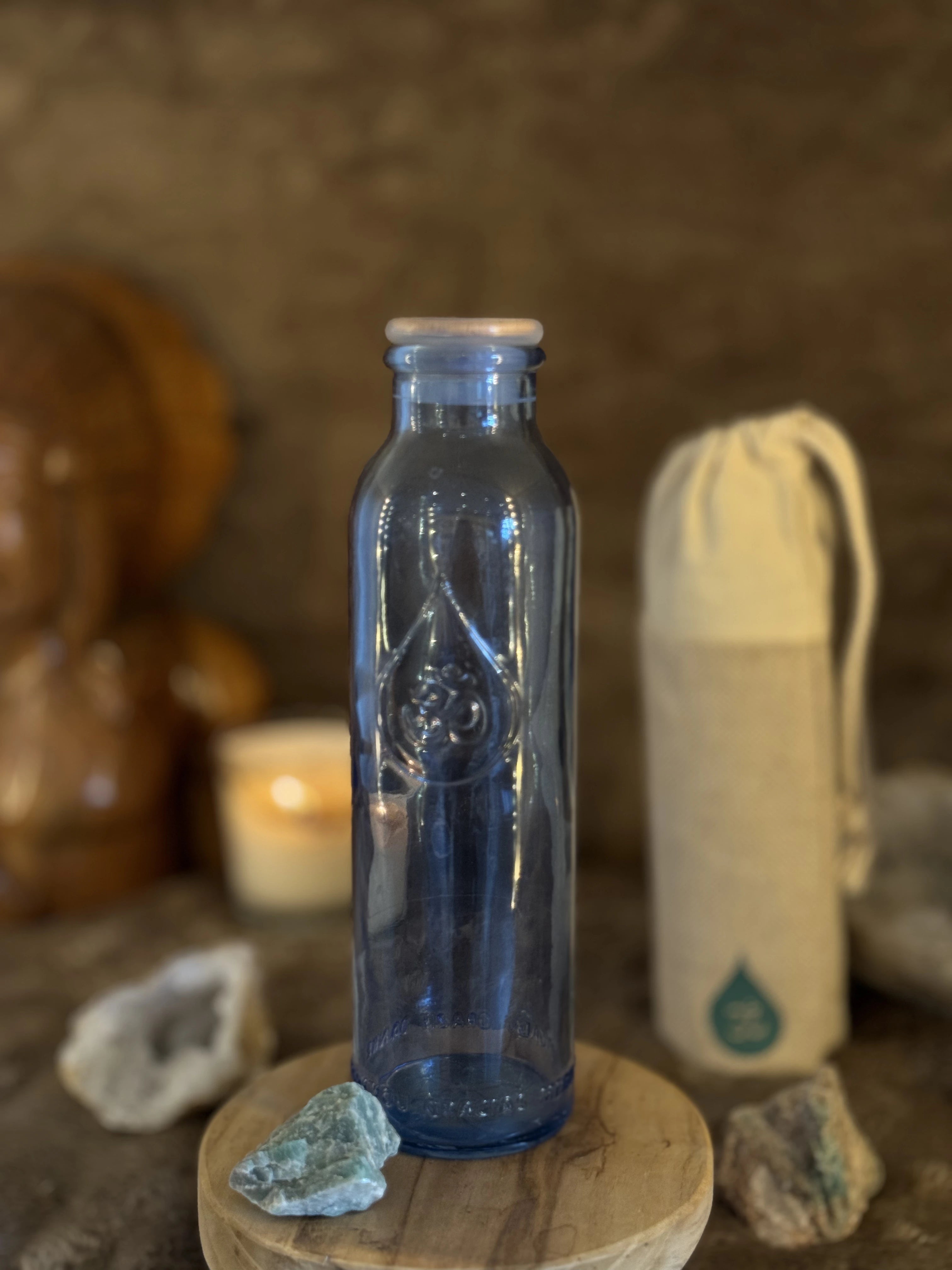 Gourde OmWater en verre recyclé 500ml + Housse en chanvre